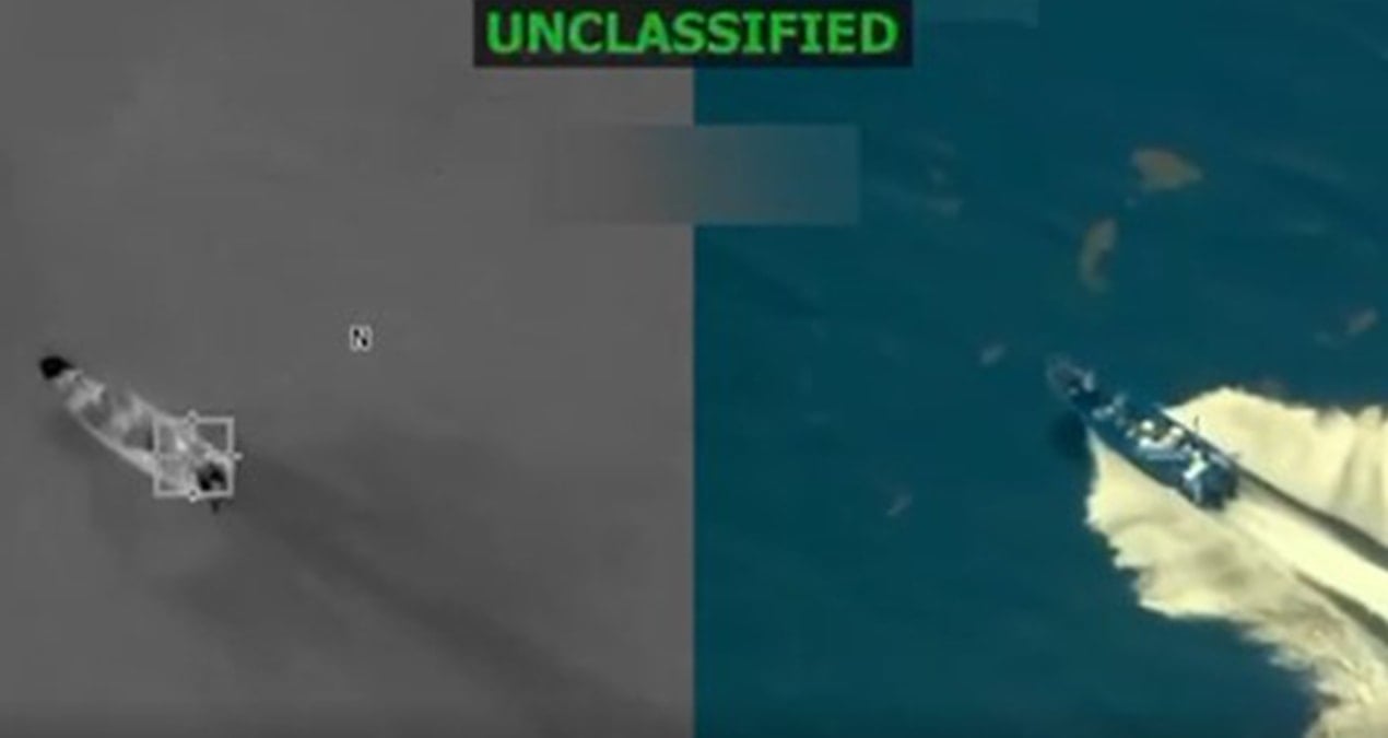 trump uyusturucu tasiyan bir tekneye saldiri duzenledik GXjiQKb9