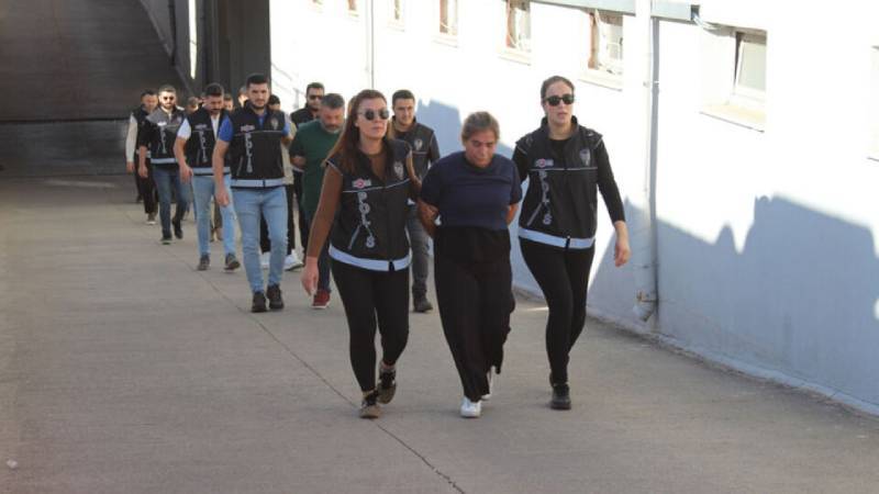 hazineye ait araziyi satma vaadiyle dolandiricilik 80 milyon tllik vurgun 9YbeVWus