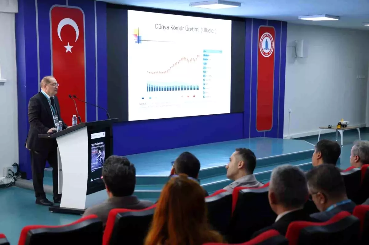 zonguldak bulent ecevit universitesinde tas komurunde mekanize uygulamalari calistayi duzenlendi 74NYR23c.jpg