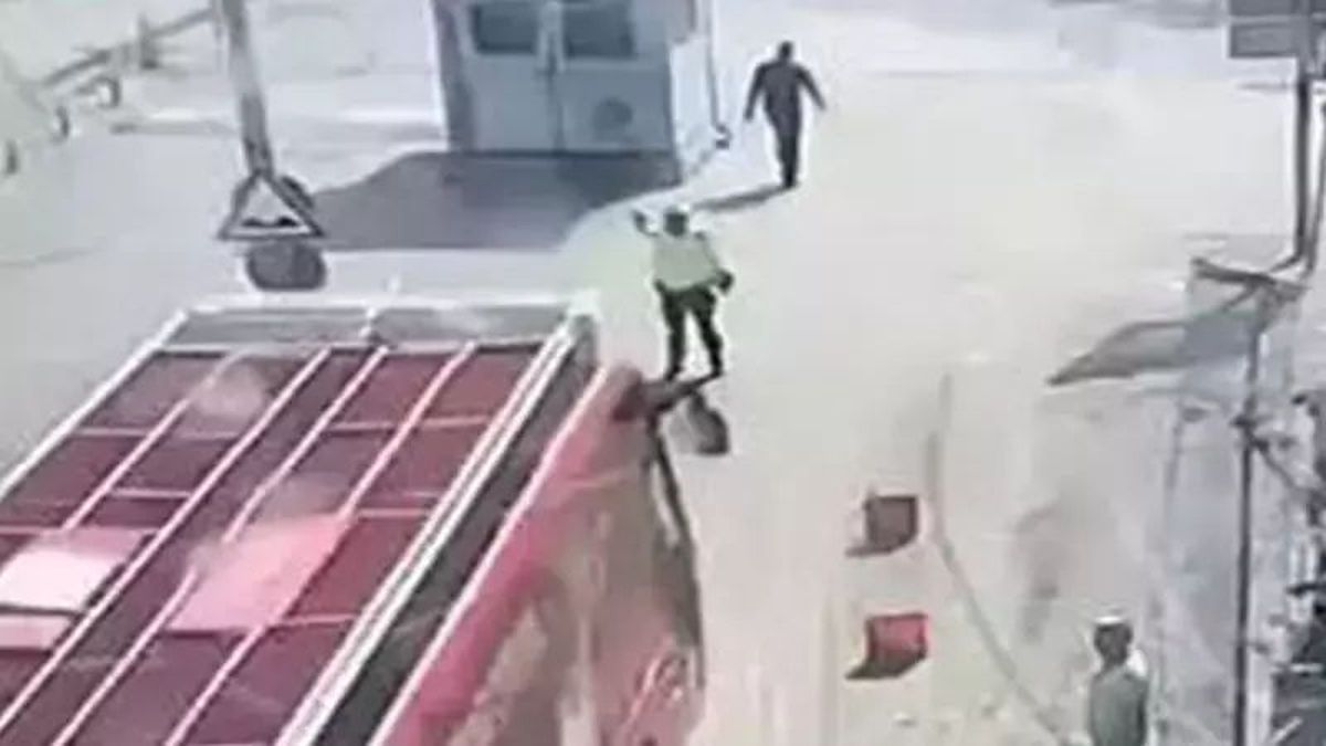 CHP Otobüsü İle İlgili Hapis Cezası Kararı