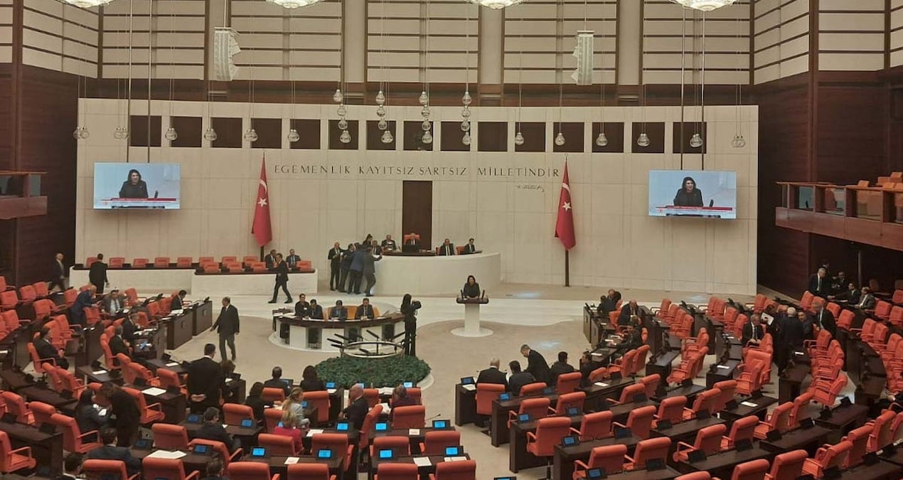 Gülistan Doku Soruşturması İçin Verilen Araştırma Önergesi AKP ve MHP Oylarıyla Reddedildi